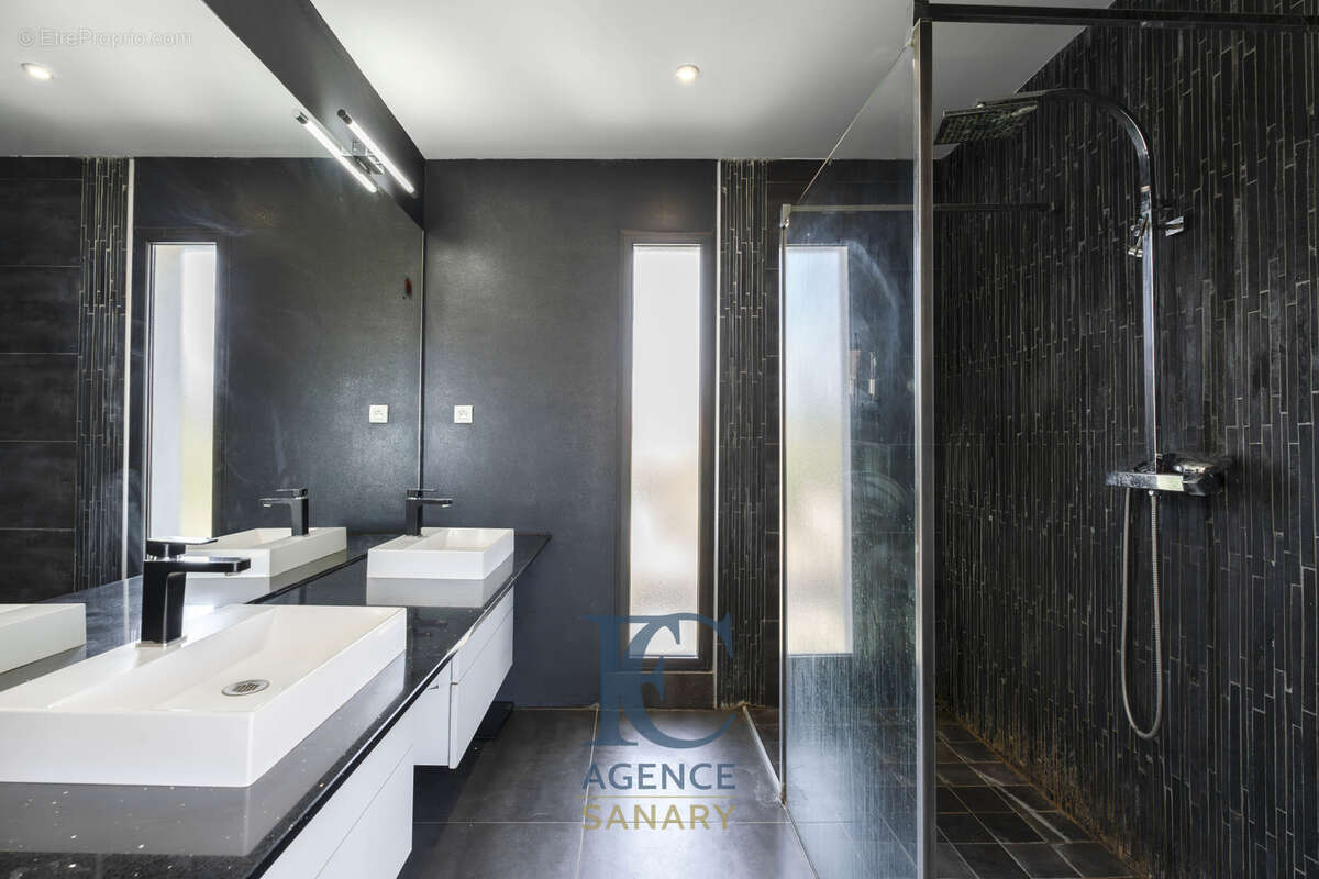 Maison à SANARY-SUR-MER