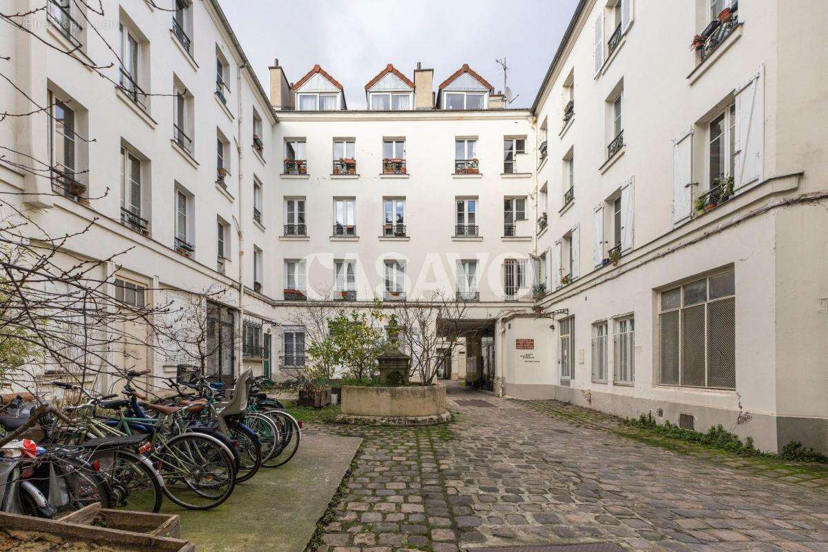 Appartement à PARIS-18E