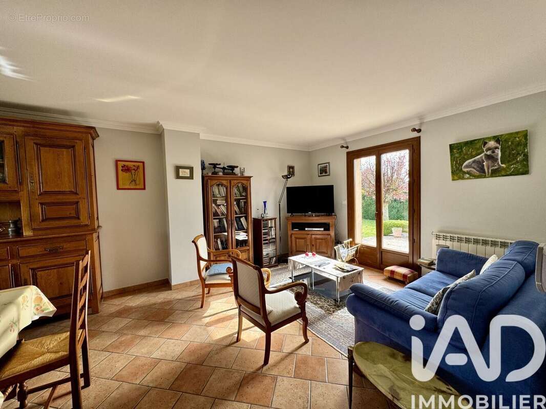 Photo 8 - Maison à PONT-SUR-YONNE