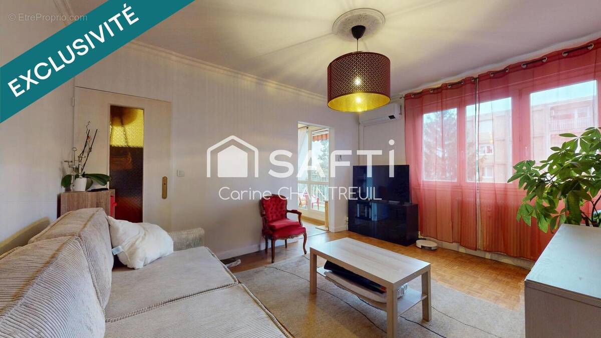 Photo 1 - Appartement à BRON