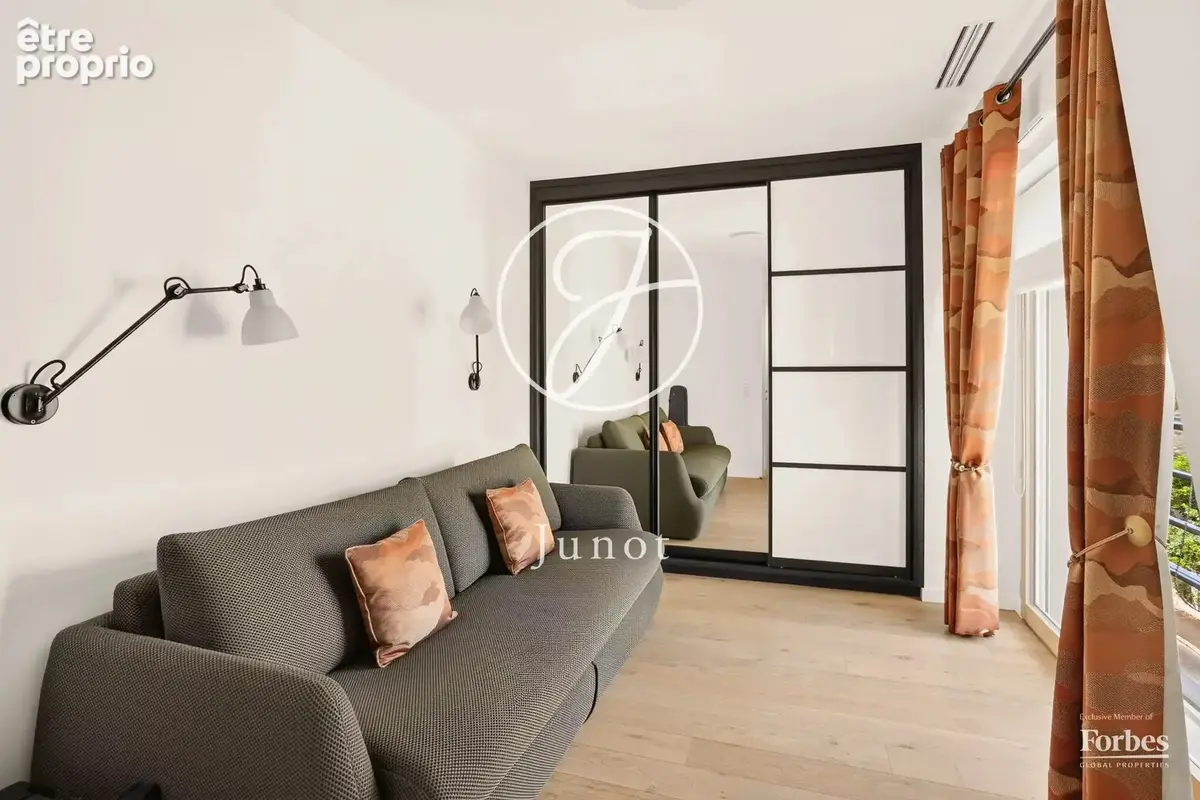 Le Vésinet - CENTRE-VILLE - Appartement - 2 chambres  - 133m². - photo 13