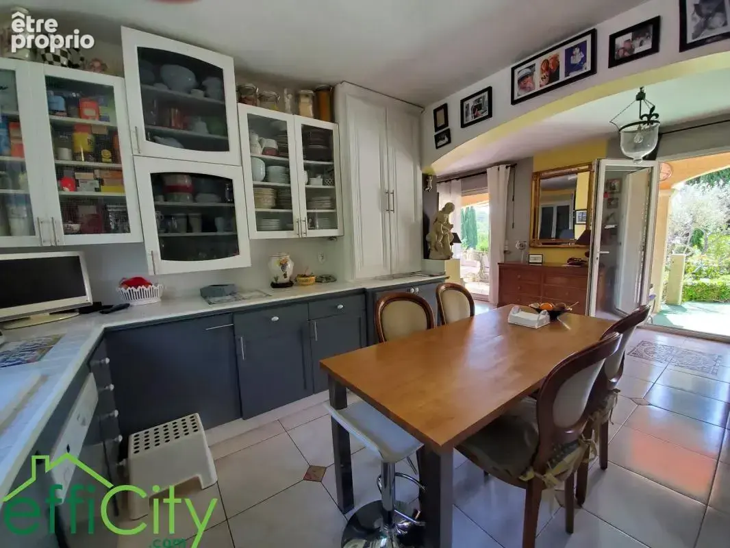 Maison 5 pièces 135 m² à vendre à Cotignac (83570) - photo 11