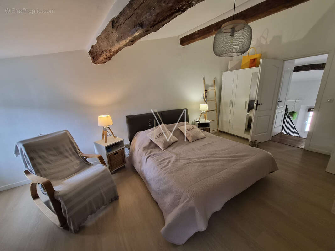 Maison à PLAN-DE-LA-TOUR