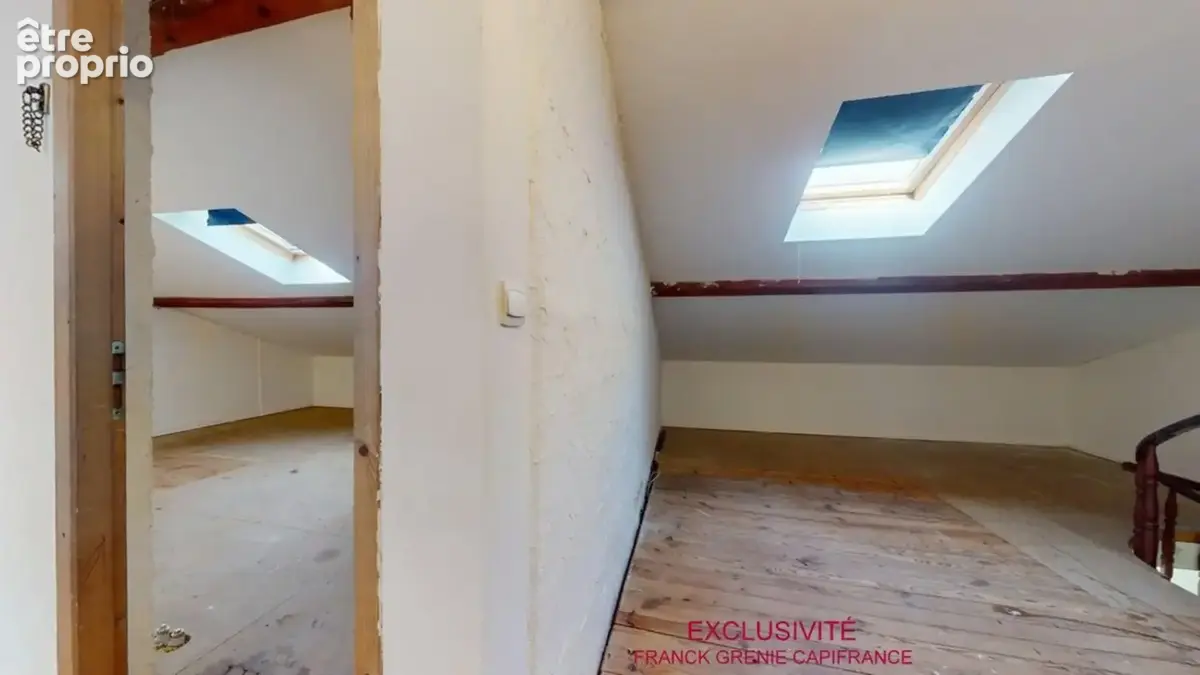 Tourves – maison à rénover 151 m² – 5 chambres – garage 60 m² – terrain 1 210 m² – panneaux solaires - photo 34
