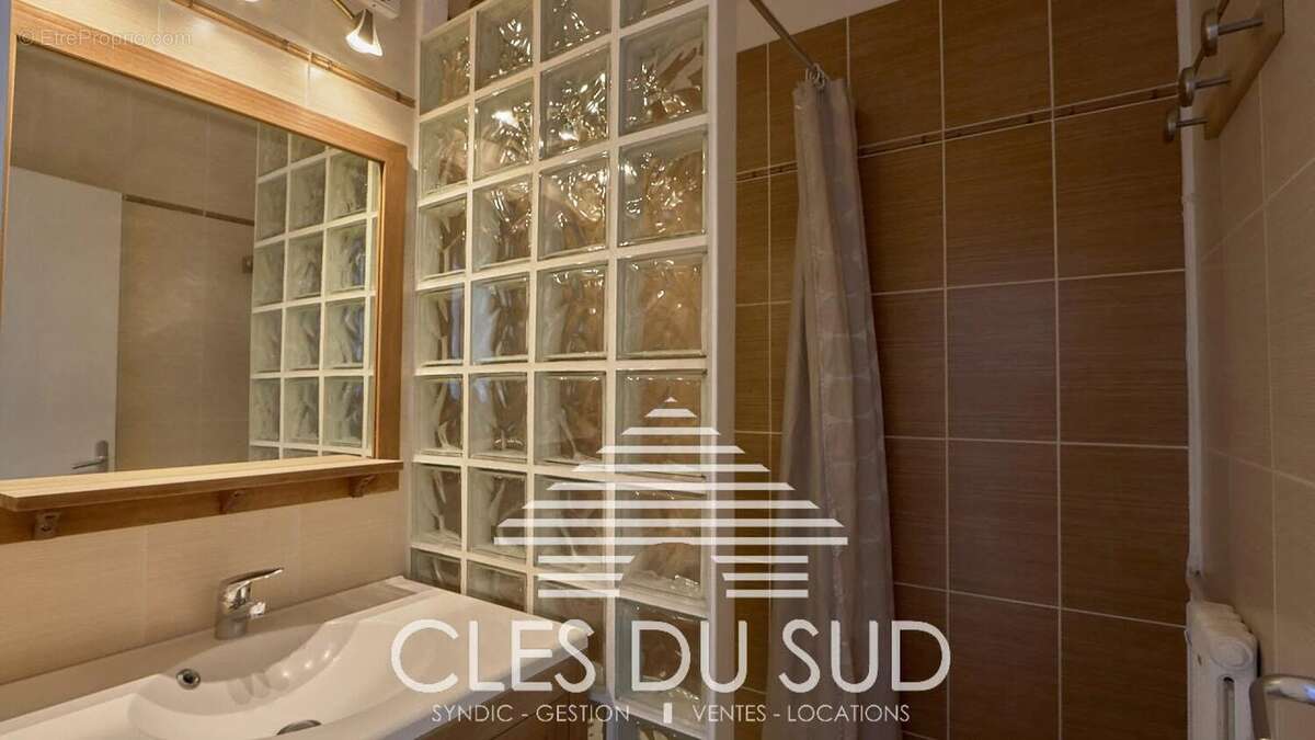 Appartement à HYERES