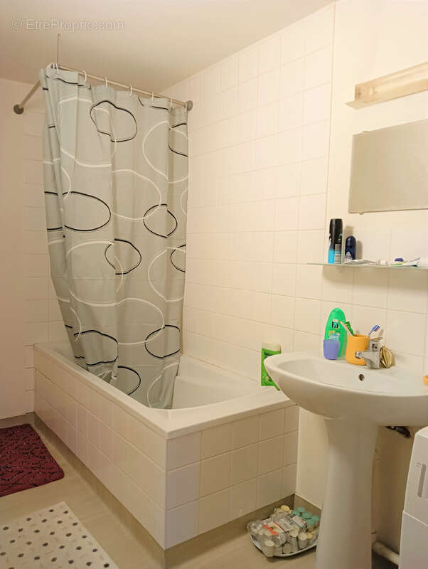 Appartement à FONTAINE-LES-LUXEUIL