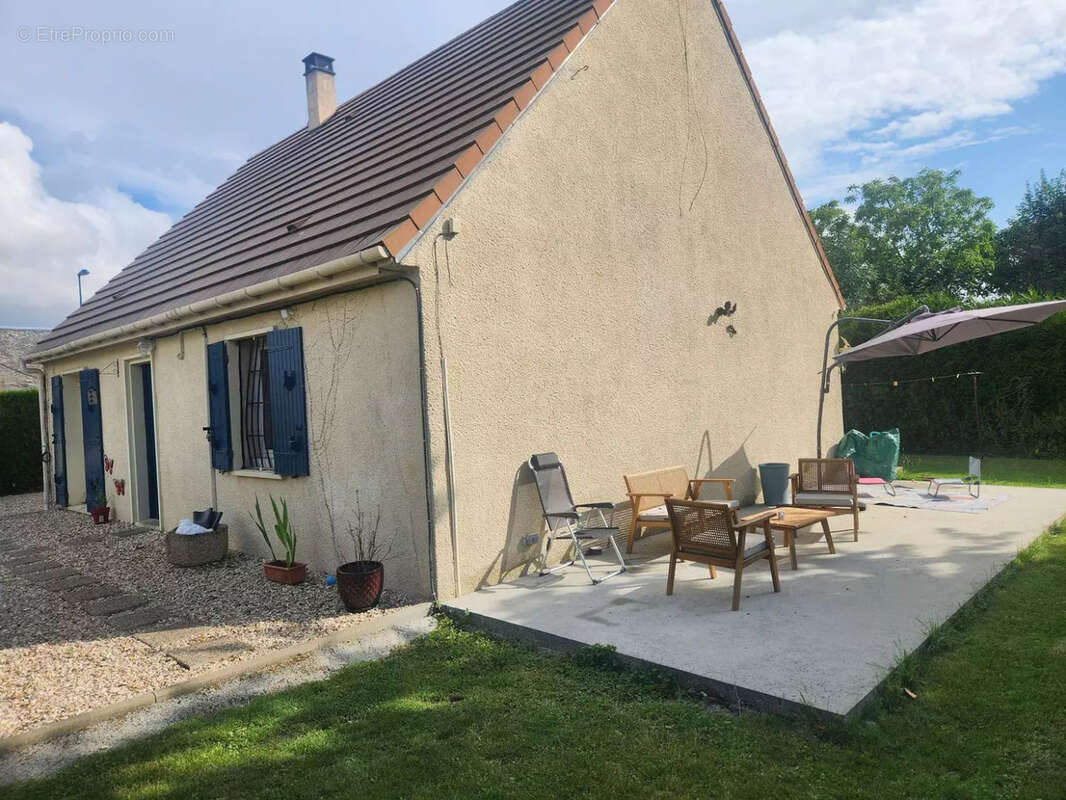 Maison à ETREPAGNY