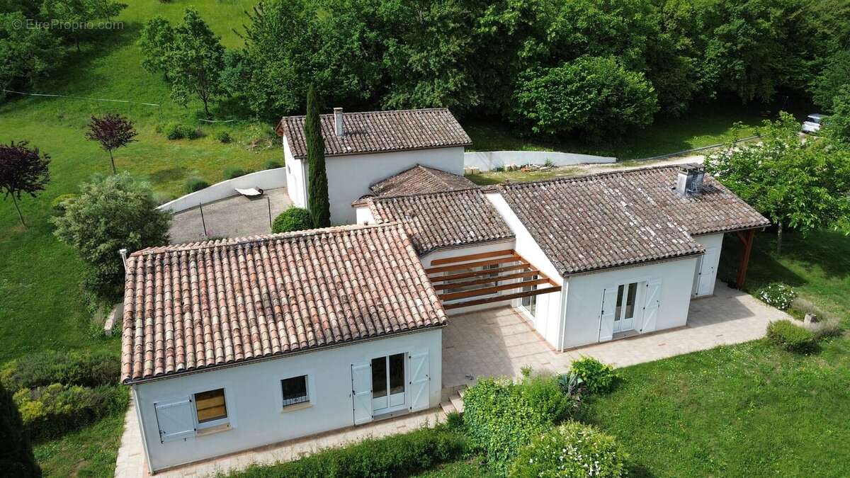 Maison à VILLENEUVE-SUR-LOT