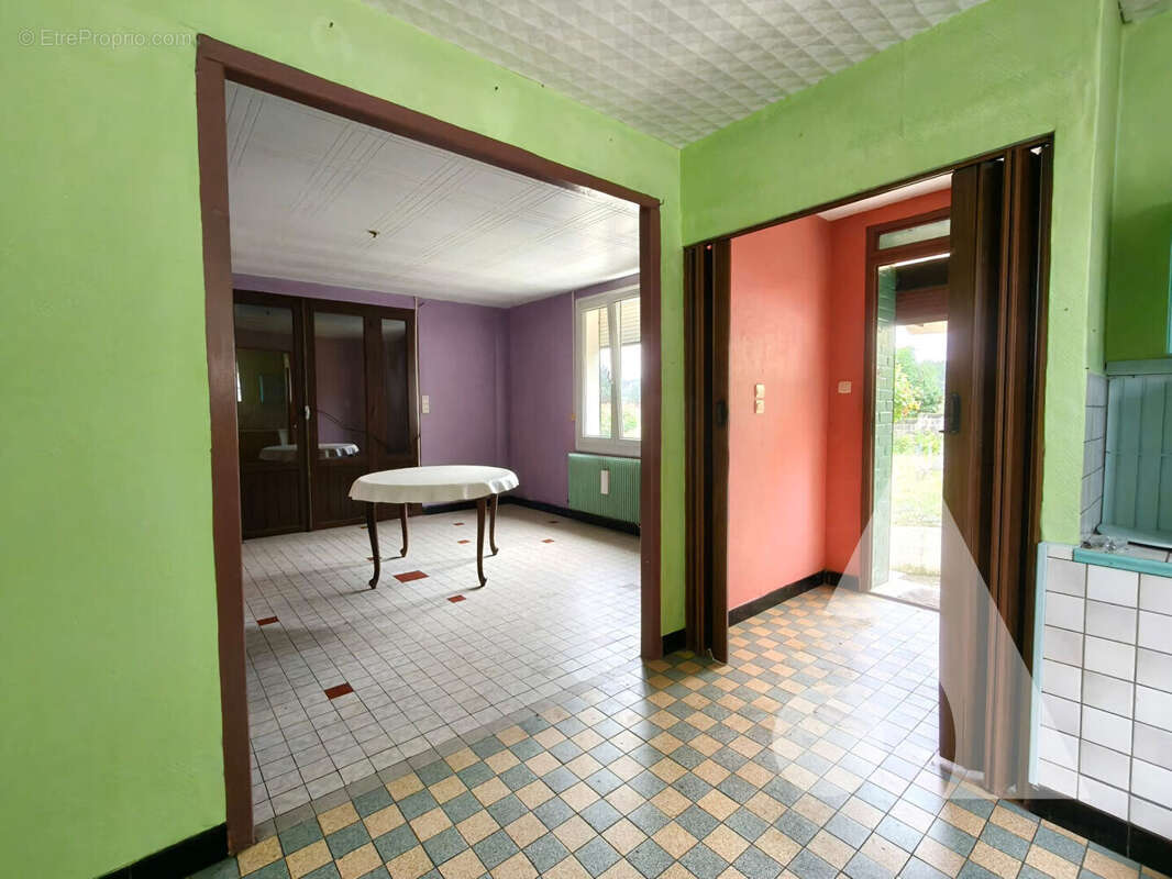 Maison à TOURNEHEM-SUR-LA-HEM