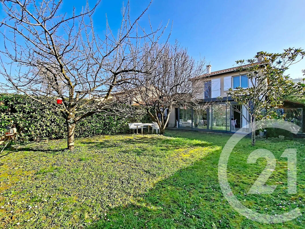 Maison à SAINT-FONS