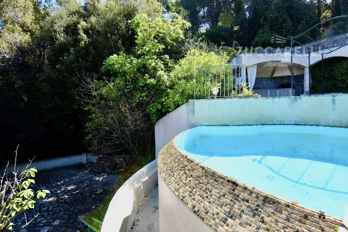 Maison à COLOMARS