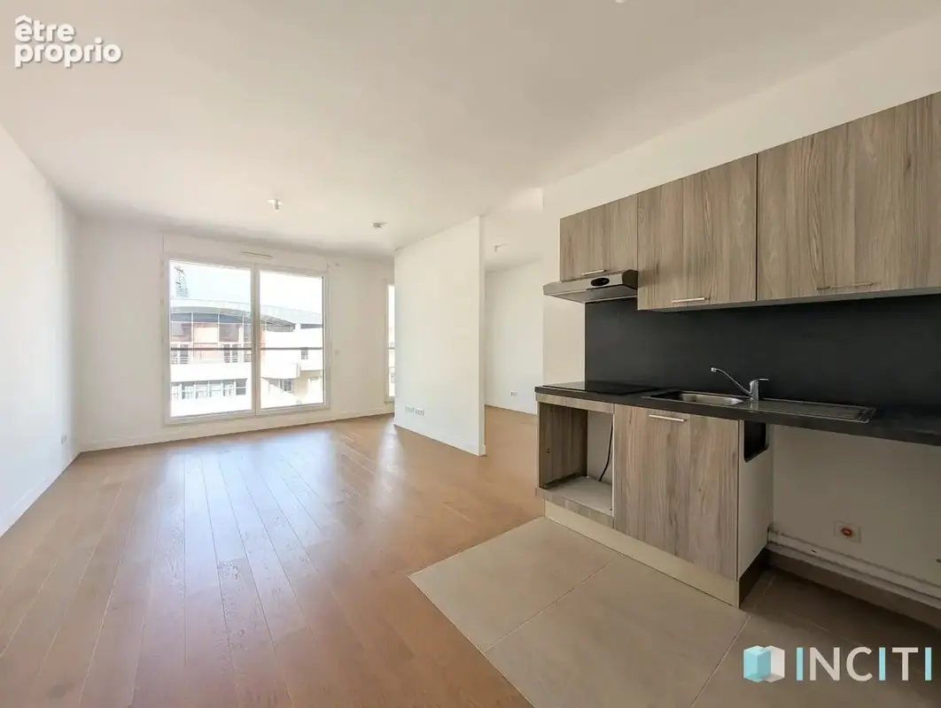 Appartement à ISSY-LES-MOULINEAUX