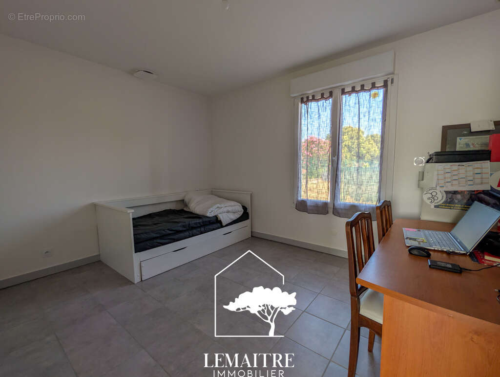 CORME-ROYAL (17600)   Pavillon individuel   106 m2   3 chambres   Garage   Terrain 471 m2 - photo 17