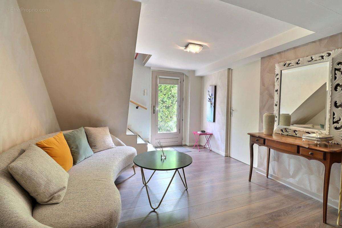 Maison à FIXIN