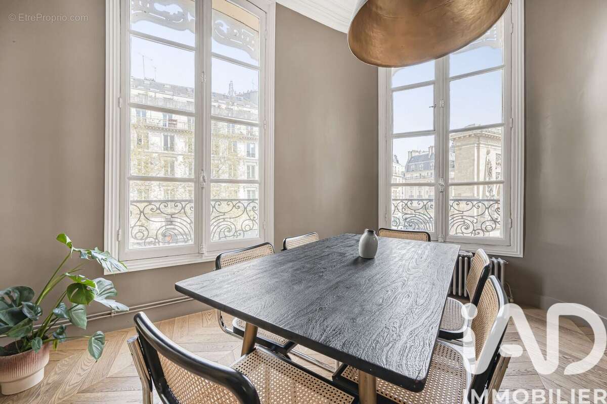 Photo 3 - Appartement à PARIS-2E