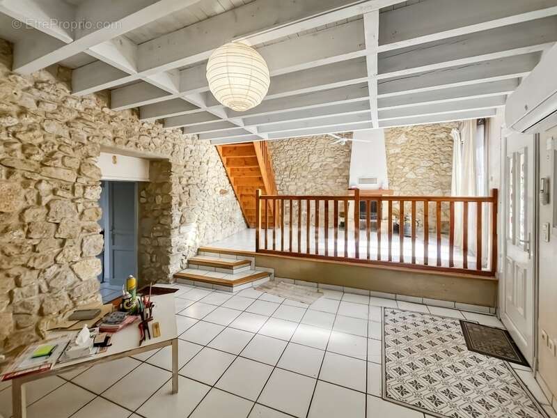 Maison à VALENCE-SUR-BAISE