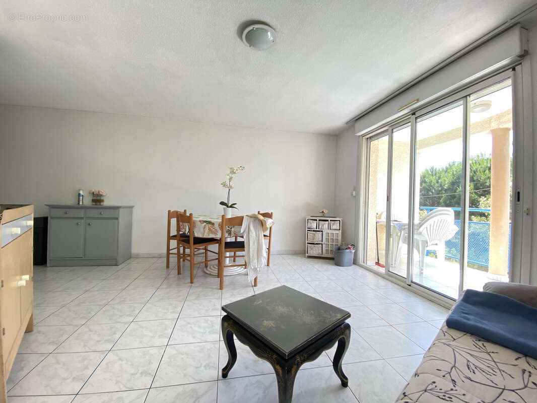 Appartement à VIAS