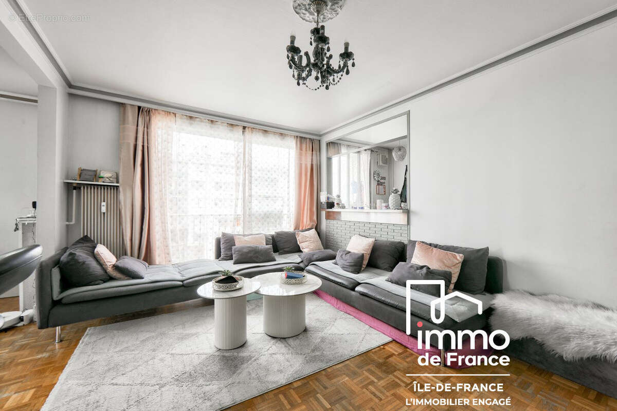 Appartement à LE BLANC-MESNIL