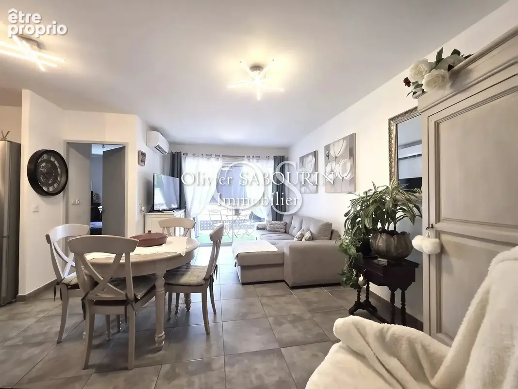 Appartement à PUGET-SUR-ARGENS