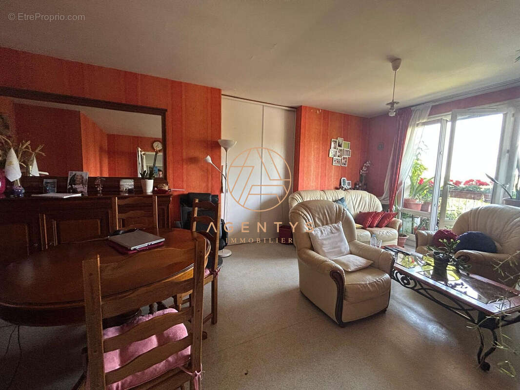 Appartement à BRY-SUR-MARNE