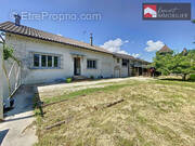 Maison à PONT-DE-VAUX