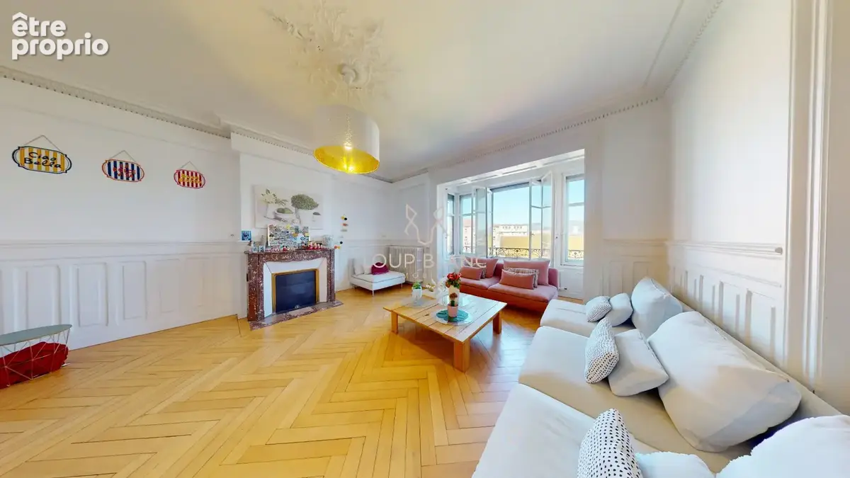 Magnifique appartement Haussmannien idéalement situé - photo 10