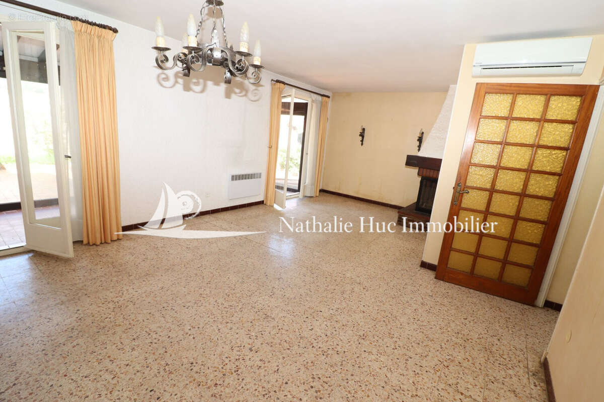 Maison à CANET-EN-ROUSSILLON