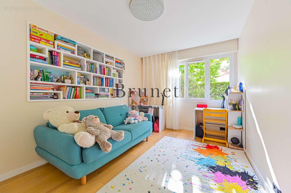 Appartement à SAINT-MAUR-DES-FOSSES