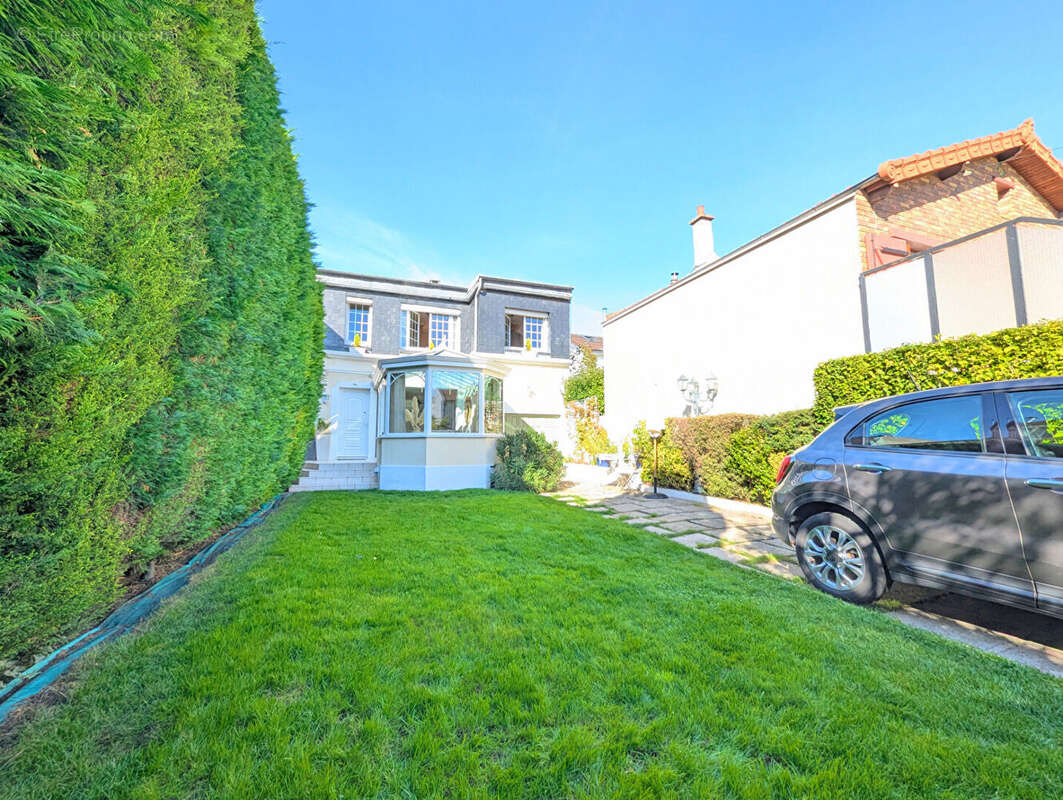 Maison à FONTENAY-SOUS-BOIS