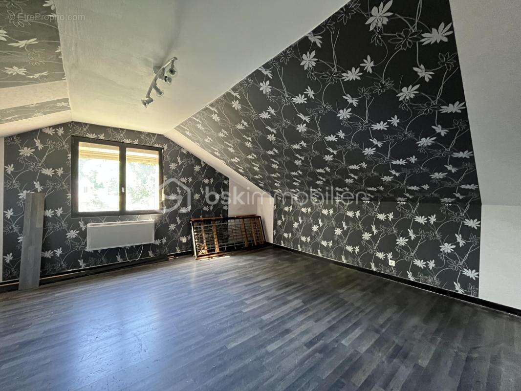 Pavillon - 114 m² - 5 pièces - photo 13