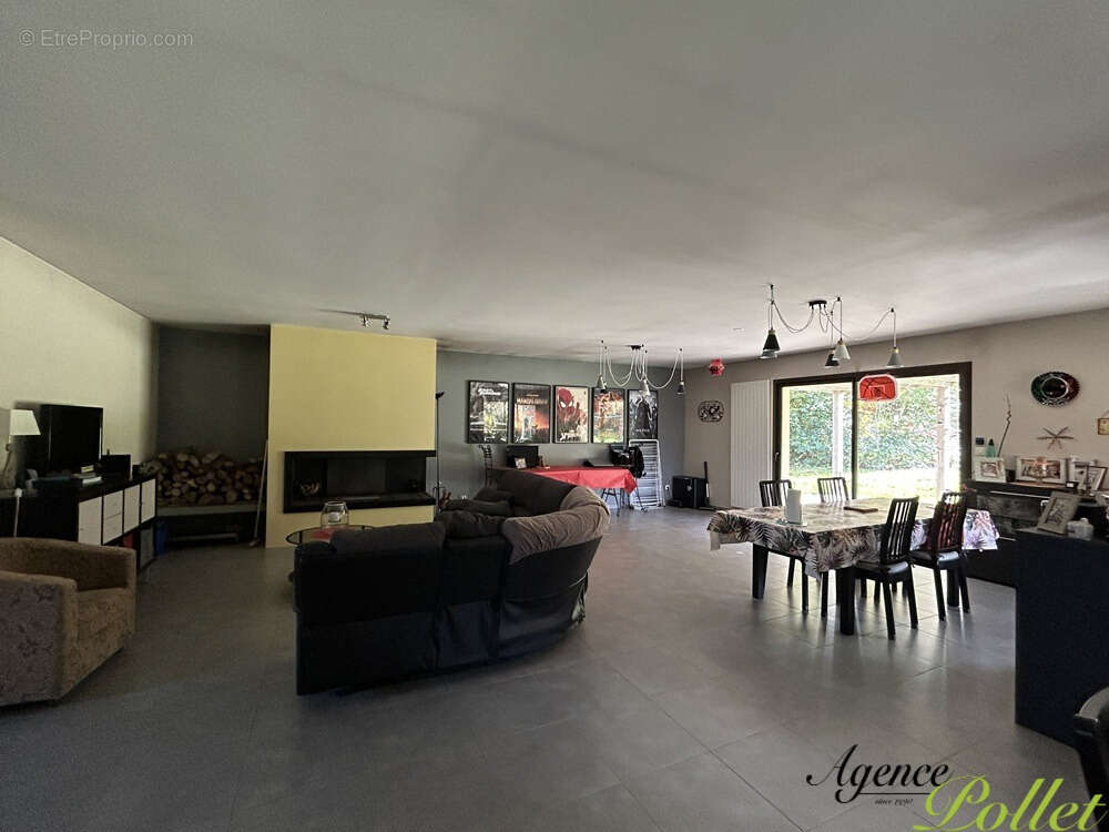 Maison à AUBIGNY-SUR-NERE