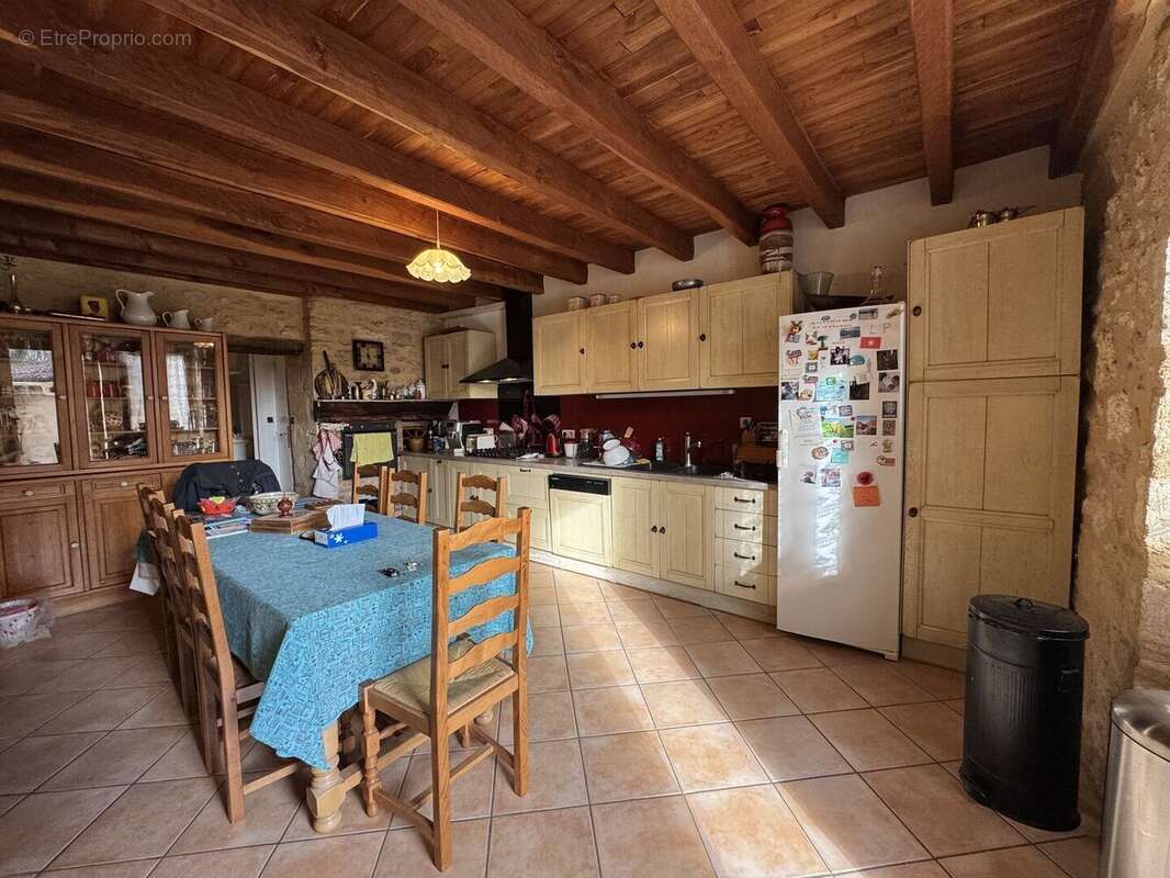 IMG2121 - Maison à BEYNAC-ET-CAZENAC