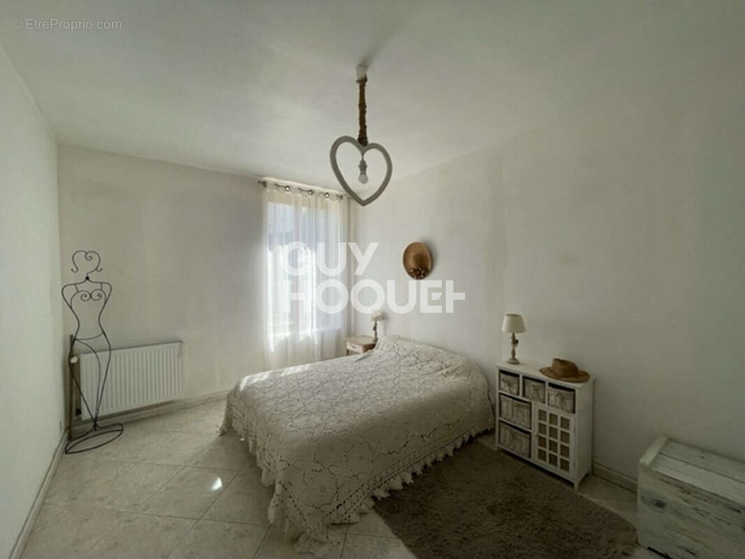 Maison à FERE-CHAMPENOISE