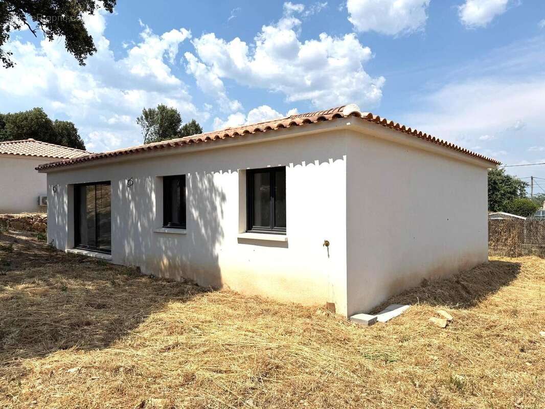 Maison à SAINT-MAXIMIN-LA-SAINTE-BAUME