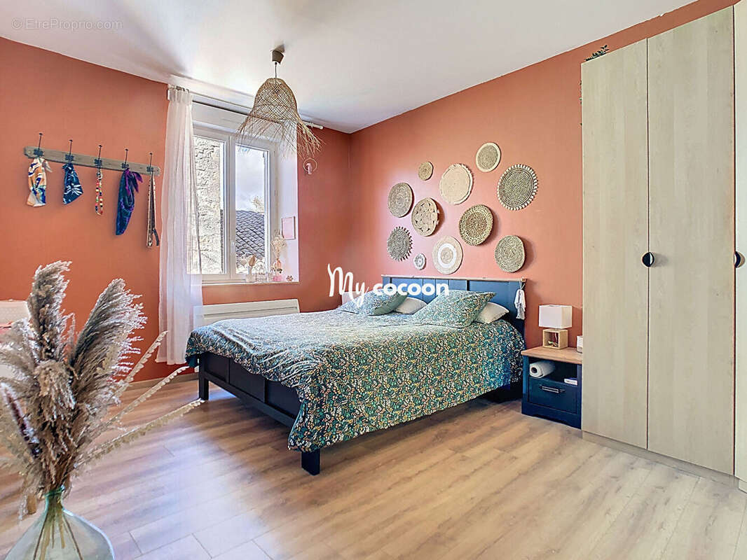 Maison à SAINT-JEAN-LE-VIEUX