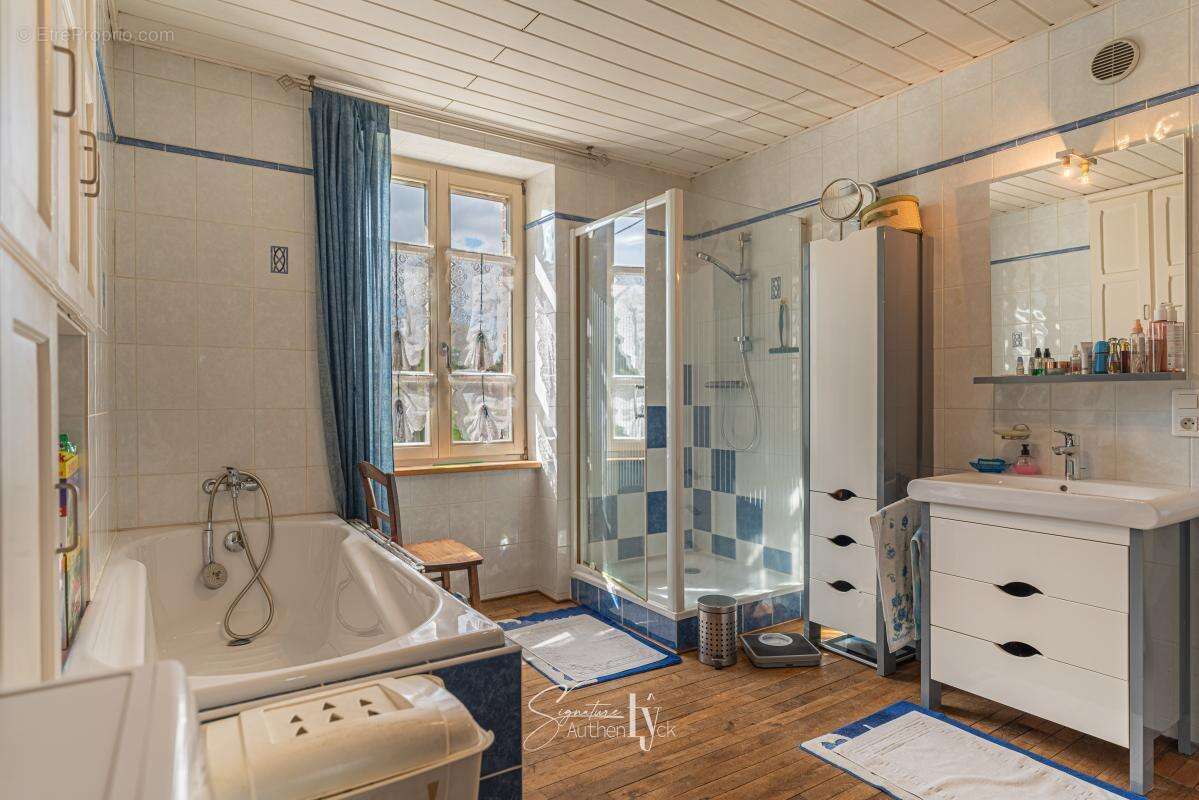 Maison 96 m² à Saint-Denis-Des-Murs  - photo 3
