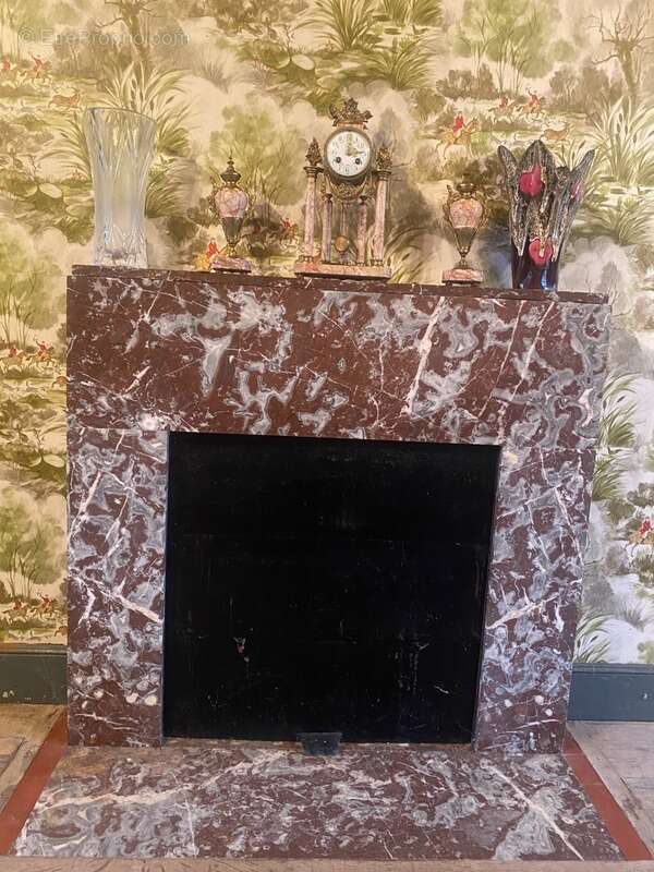 Maison à MUR-DE-BARREZ