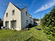 Maison à SARTROUVILLE