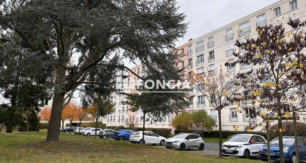 Appartement à LUCE