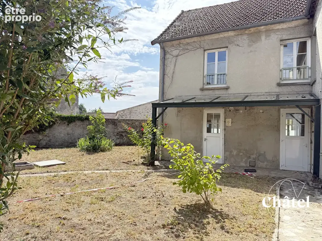 Maison à MONT-L'EVEQUE