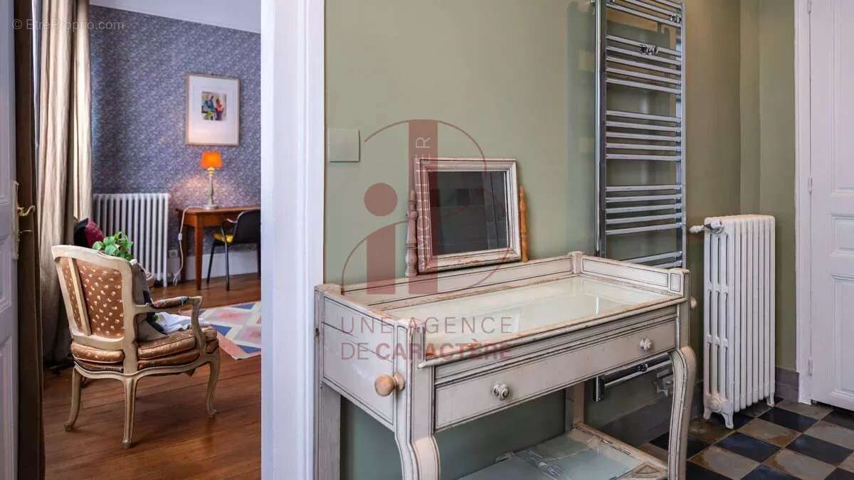 Maison à FONTAINEBLEAU