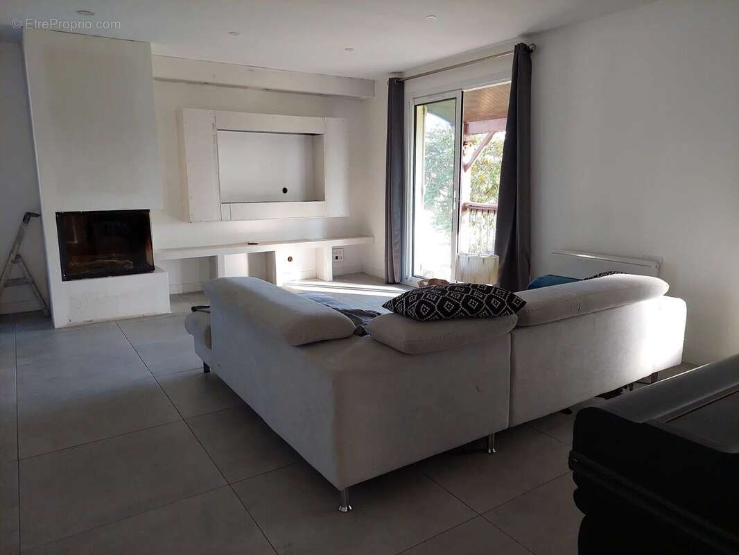 Maison à MARQUEFAVE