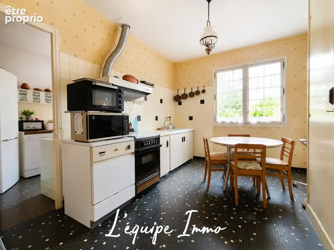 Hyper-centre   maison t5 de plain-pied   147 m2   parcelle de 723 m2 - photo 5