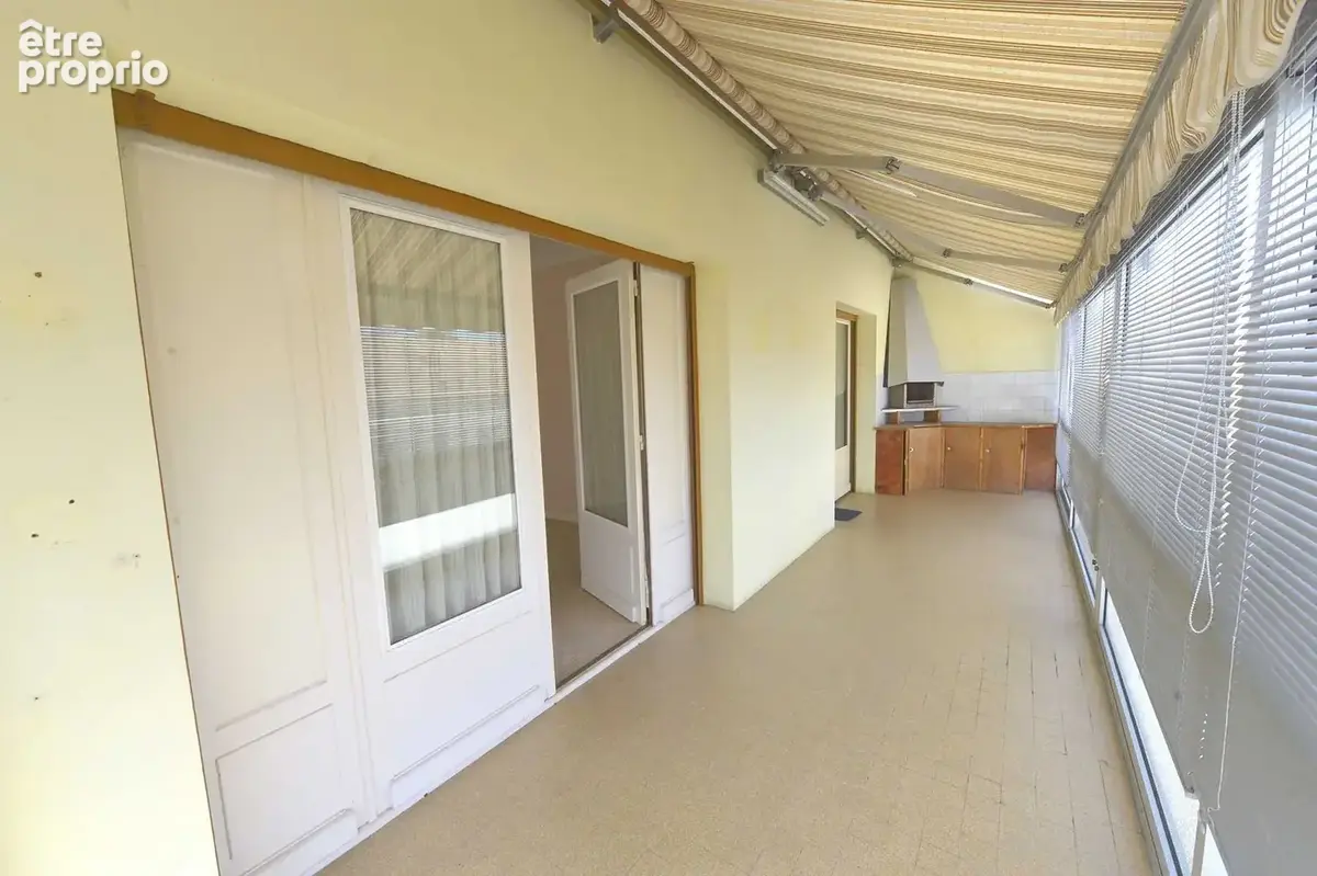 Maison 192 m² à Saint-Georges-De-Didonne  - photo 8