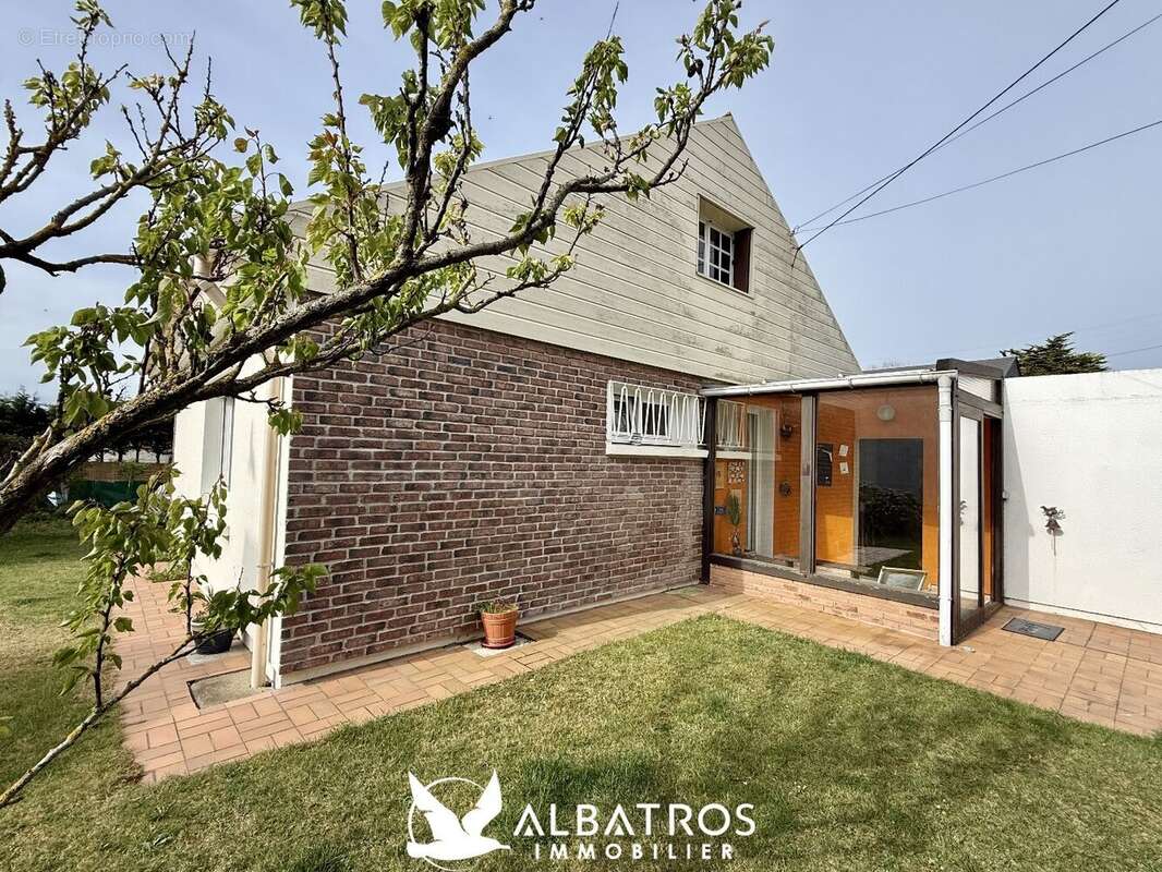 Maison à COLLEVILLE-MONTGOMERY