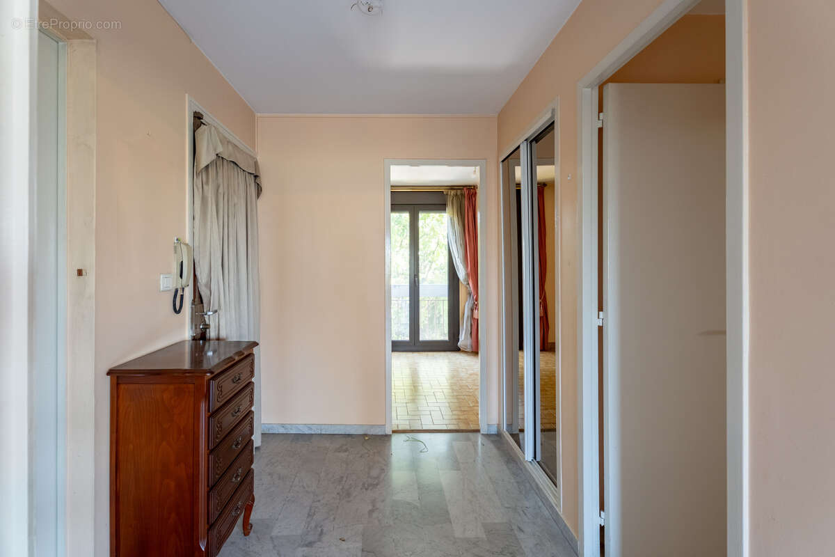 Appartement à MARSEILLE-12E