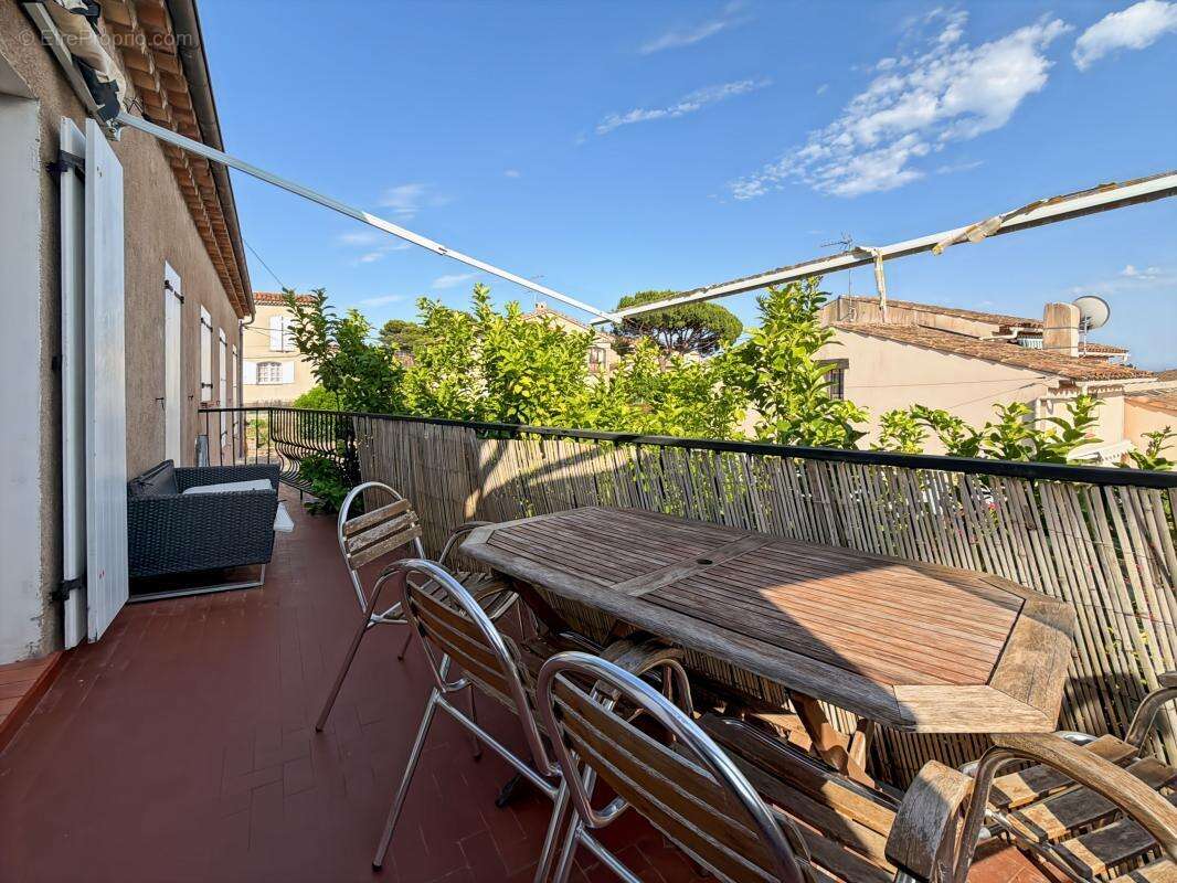 Maison à FREJUS