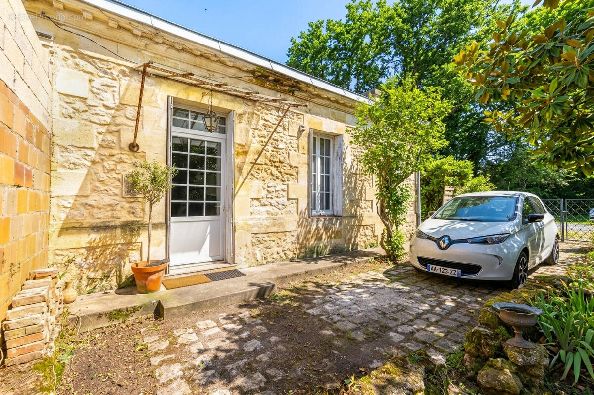 Maison à MOULIS-EN-MEDOC