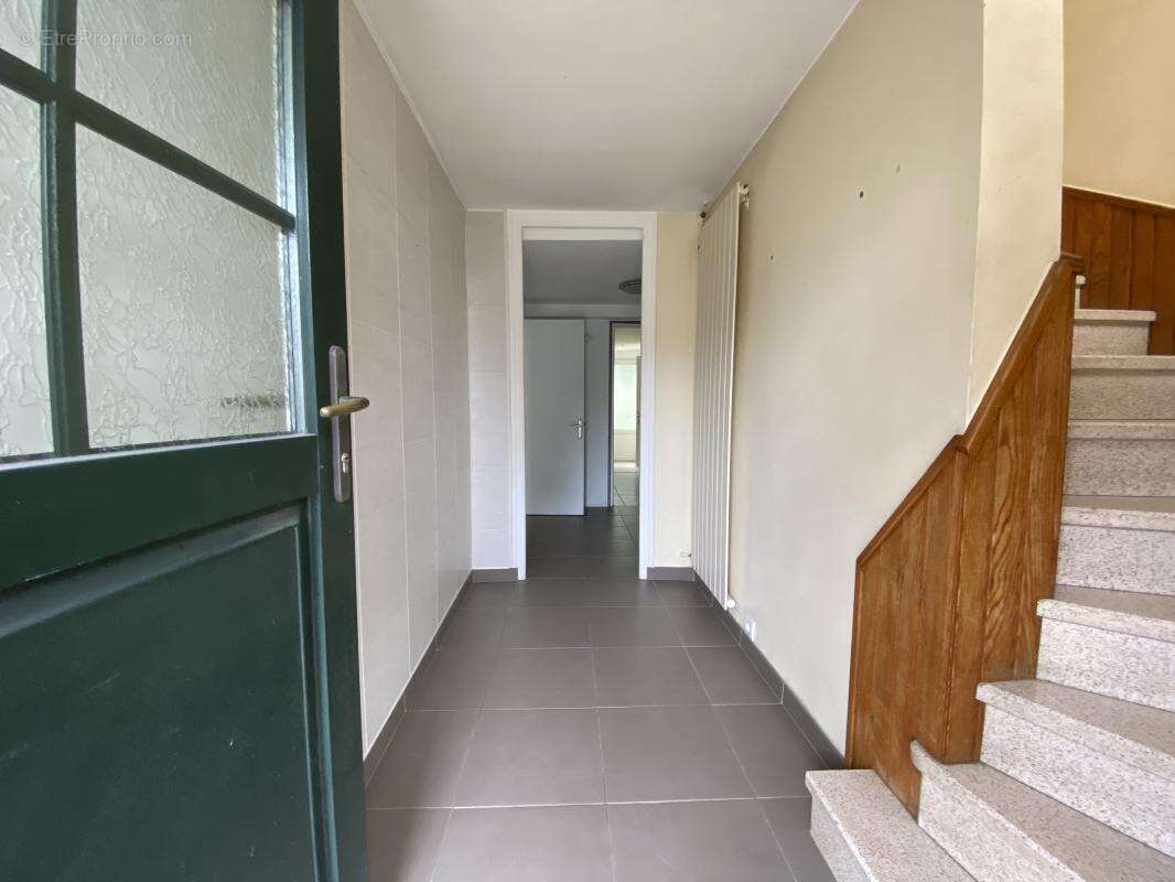 Maison à ROSNY-SUR-SEINE