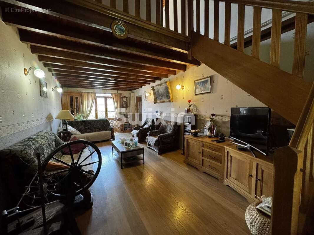 Maison à BAZOCHES